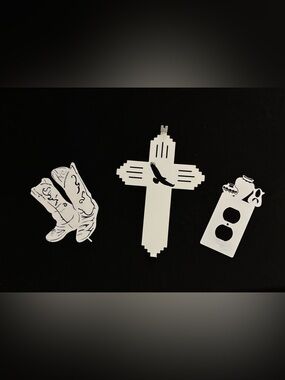 Metal White Decorative Cross Wall Art  set.